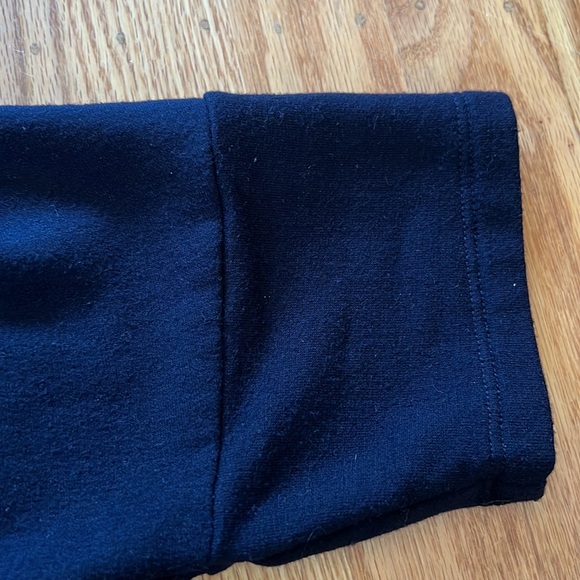 Beyond Yoga Poncho - Picture 8 of 10